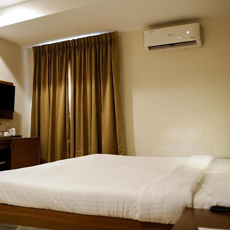 Gino Tourist Home Kochi Exteriér fotografie